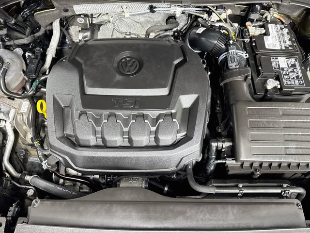 Used 2024 Volkswagen Tiguan SE AWD/4WD image 29