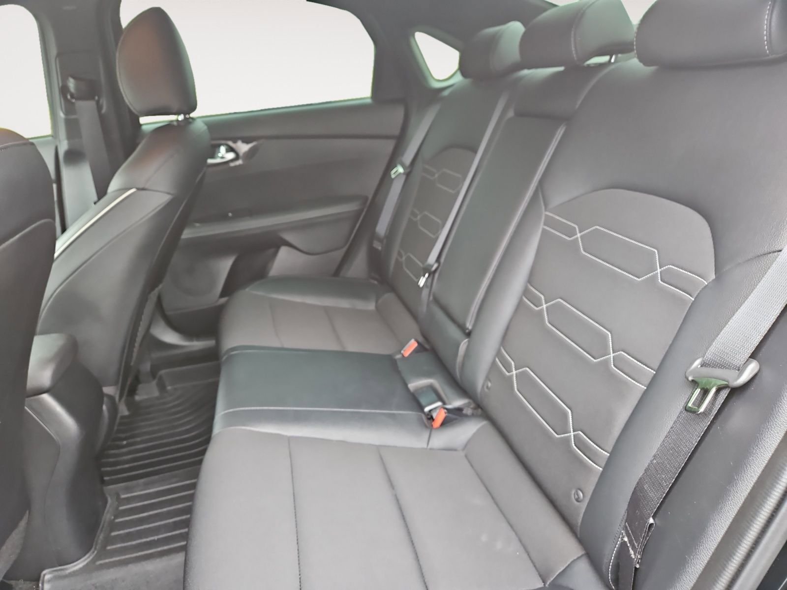 Used 2024 Kia Forte GT-Line FWD image 13