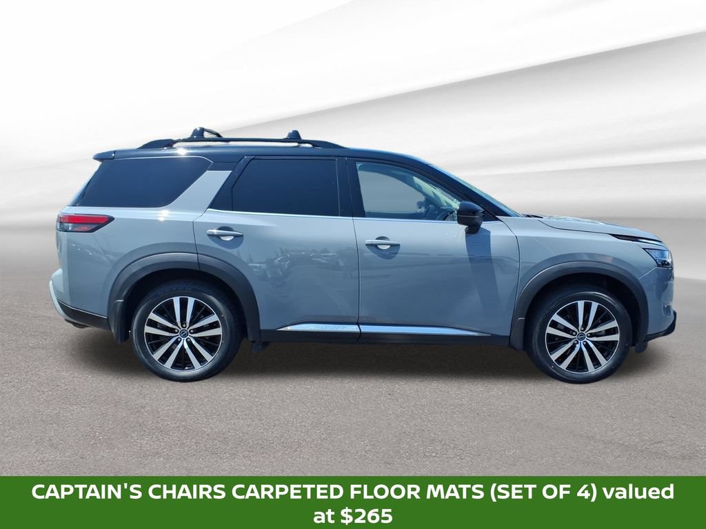 Used 2023 Nissan Pathfinder Platinum AWD/4WD image 7