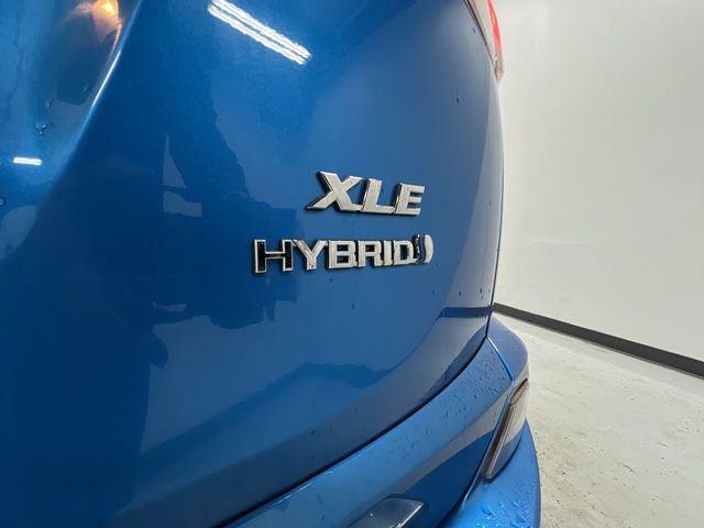 Used 2018 Toyota RAV4 XLE image 31