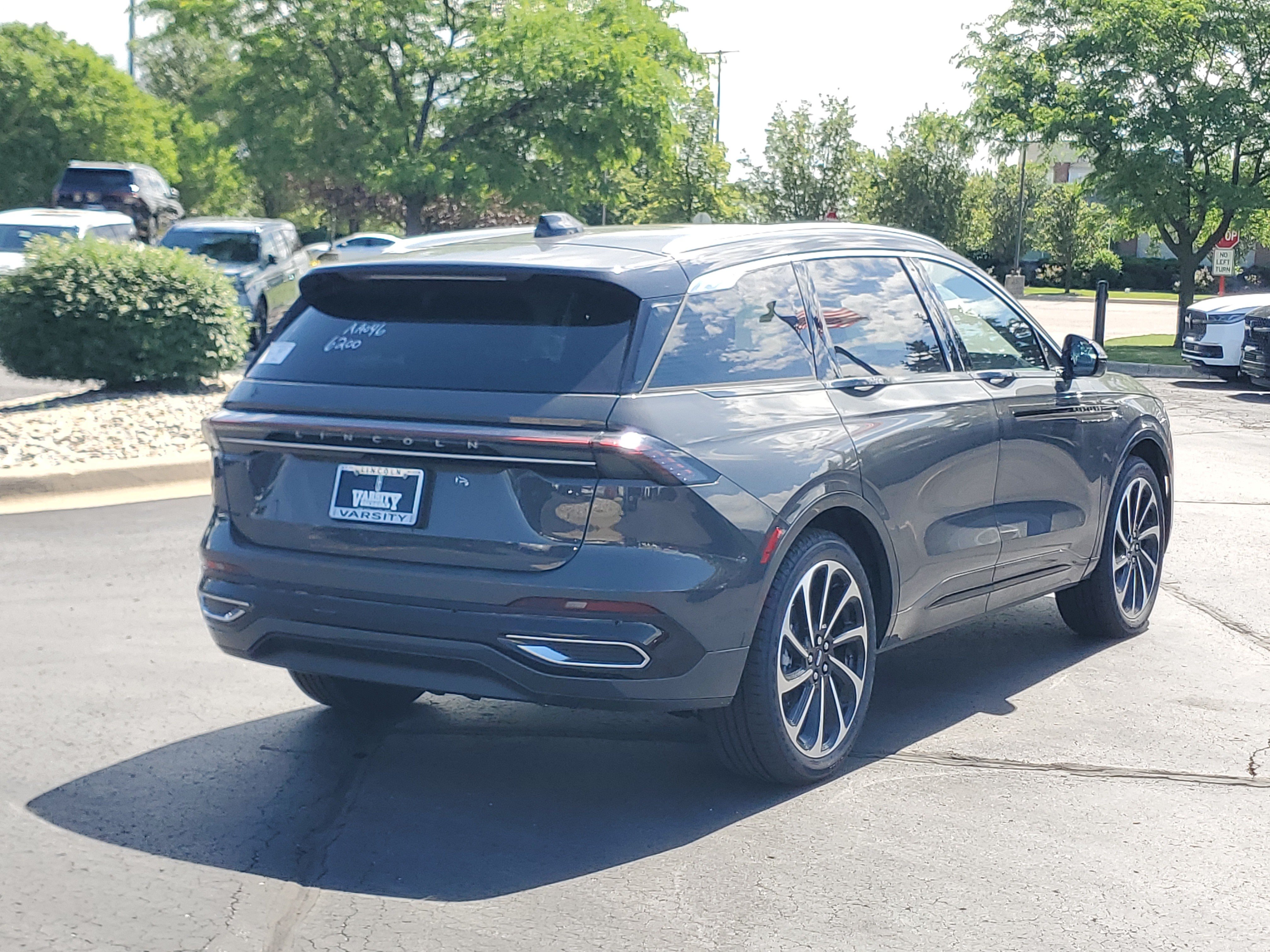 New 2026 Lincoln Nautilus Black Label AWD/4WD image 4