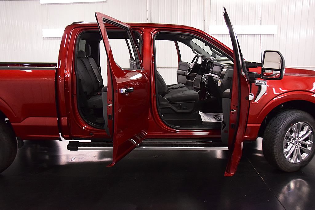New 2026 Ford F150 XLT w/ Equipment Group 302A MID AWD/4WD image 32