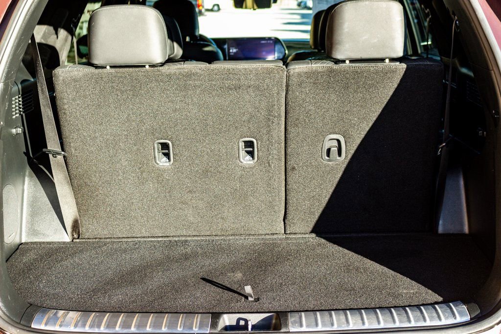 Used 2024 Hyundai Palisade Calligraphy image 5