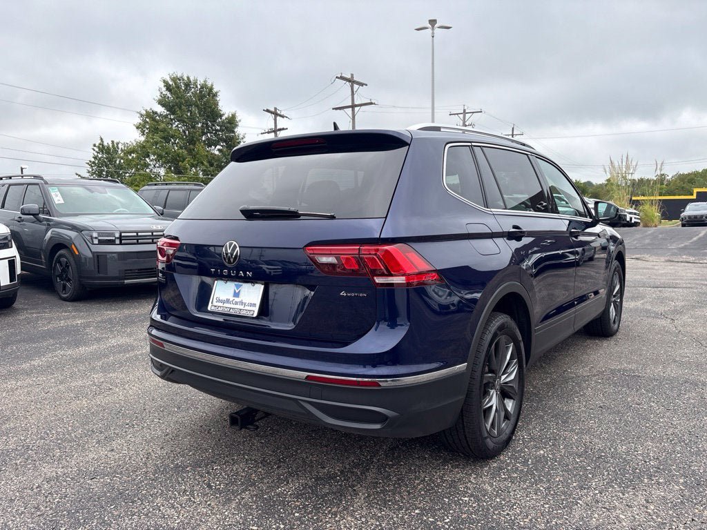 Used 2022 Volkswagen Tiguan SE AWD/4WD image 7