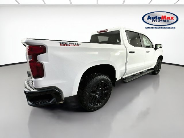 Used 2023 Chevrolet Silverado 1500 Custom Trail Boss w/ LPO, Dark Essentials Package AWD/4WD image 2