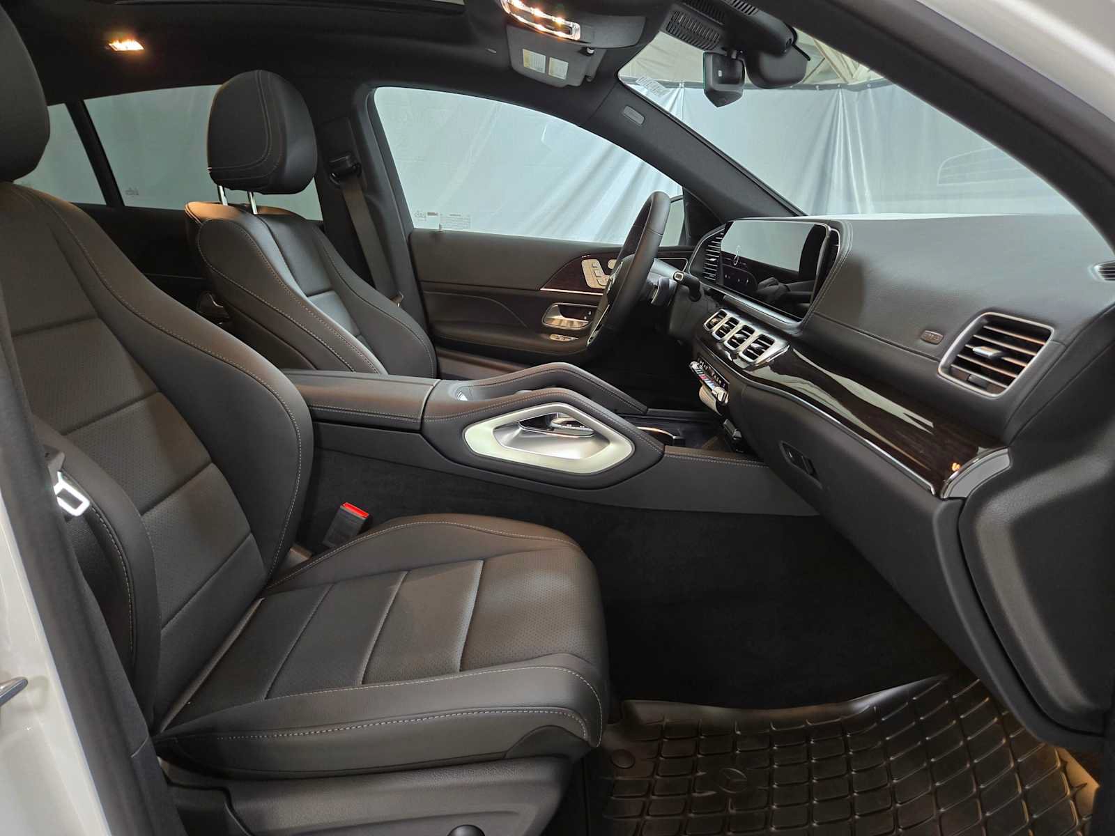 New 2026 Mercedes-Benz GLE 450 4MATIC Coupe image 11