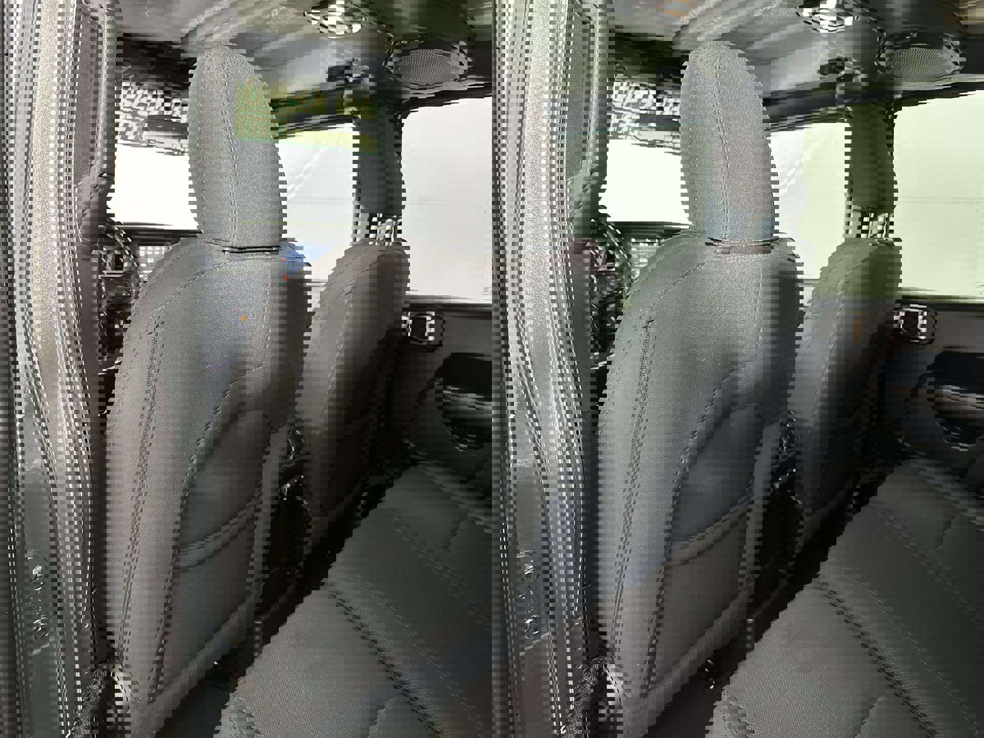 Used 2023 Jeep Wrangler Unlimited w/ Cold Weather Group image 27