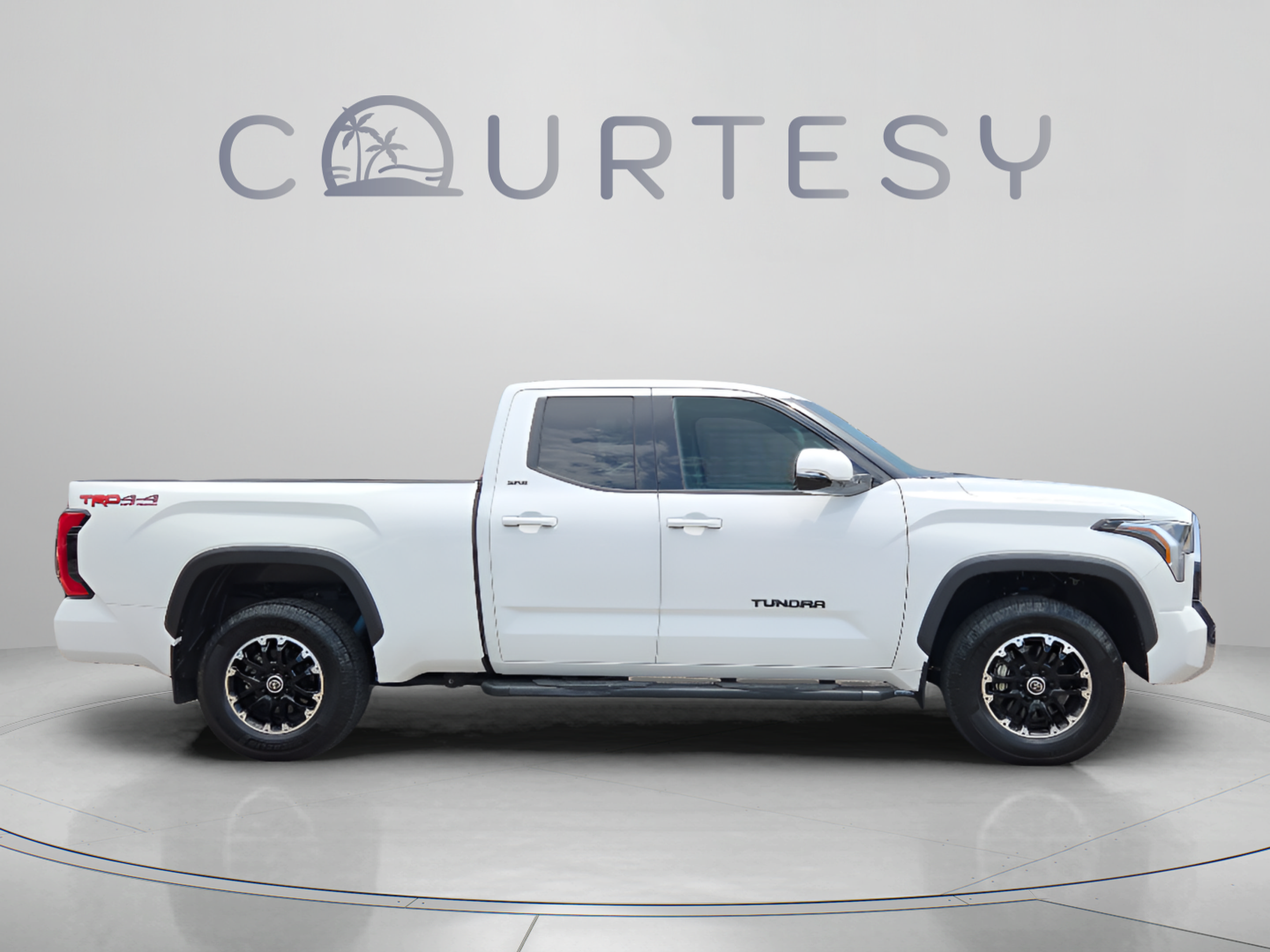 Used 2022 Toyota Tundra SR5 w/ TRD Off-Road Package AWD/4WD image 6