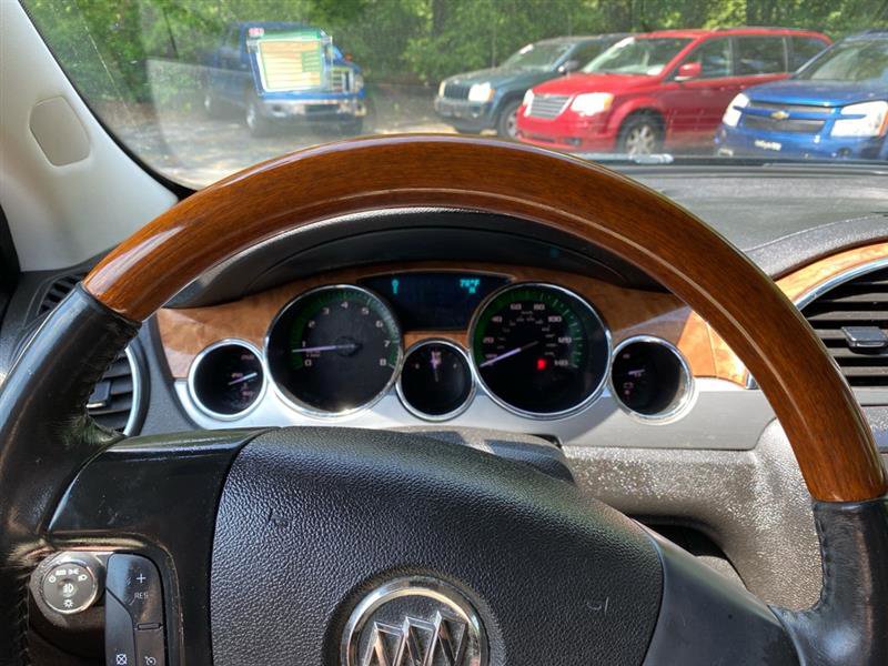 Used 2011 Buick Enclave CX image 13