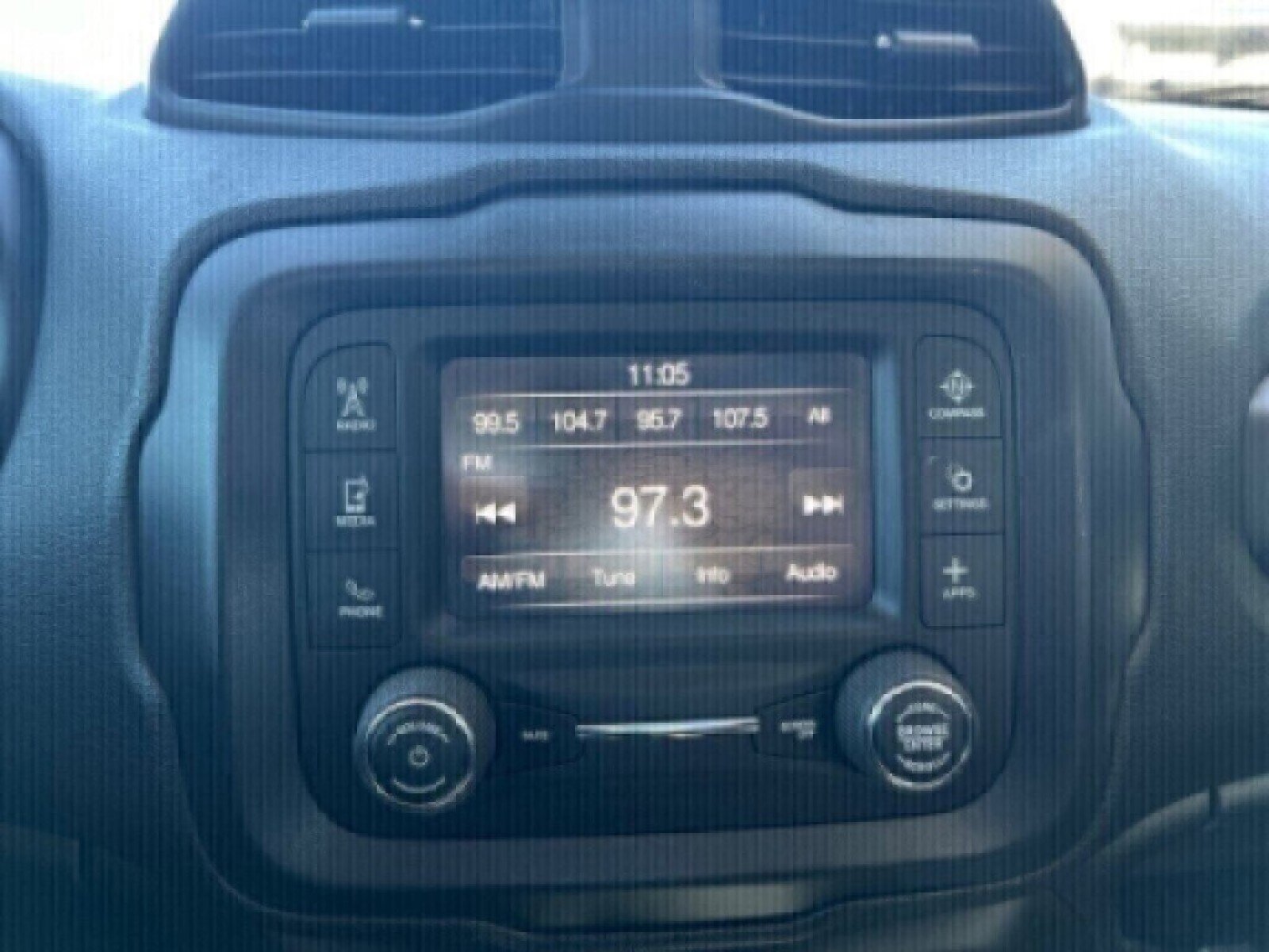 Used 2018 Jeep Renegade Sport w/ Power & Air Group image 22