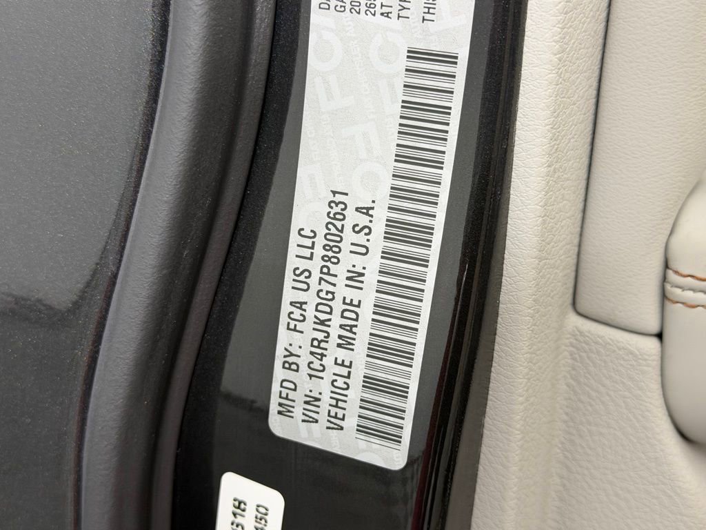 Certified 2023 Jeep Grand Cherokee L Overland w/ Rear Seat Video Group I AWD/4WD image 38