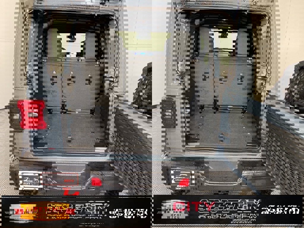 New 2026 Jeep Wrangler Unlimited Rubicon w/ Steel Bumper Group image 30