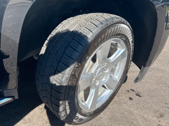 Used 2019 Chevrolet Tahoe Premier AWD/4WD image 12