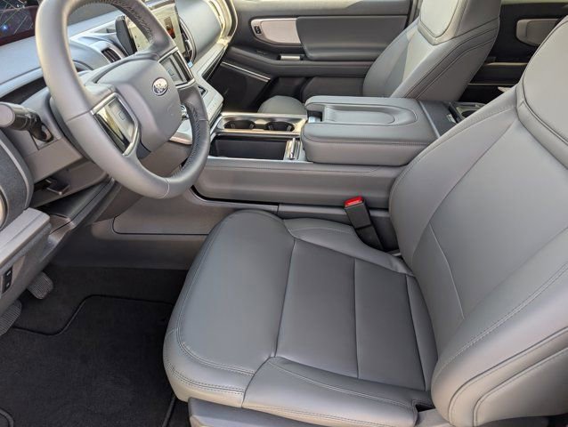 New 2026 Ford Expedition Active image 15