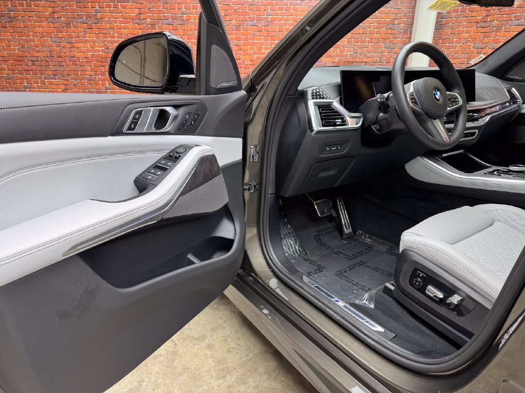 Certified 2026 BMW X5 xDrive40i AWD/4WD image 10