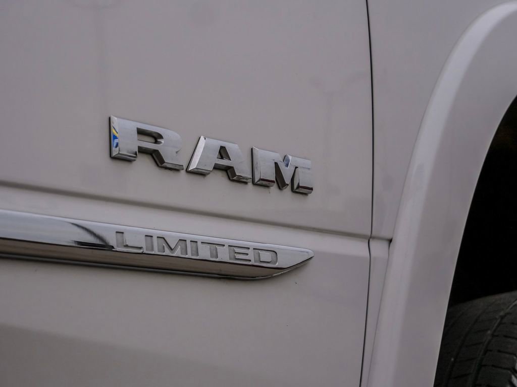 Used 2020 RAM 3500 Limited image 11
