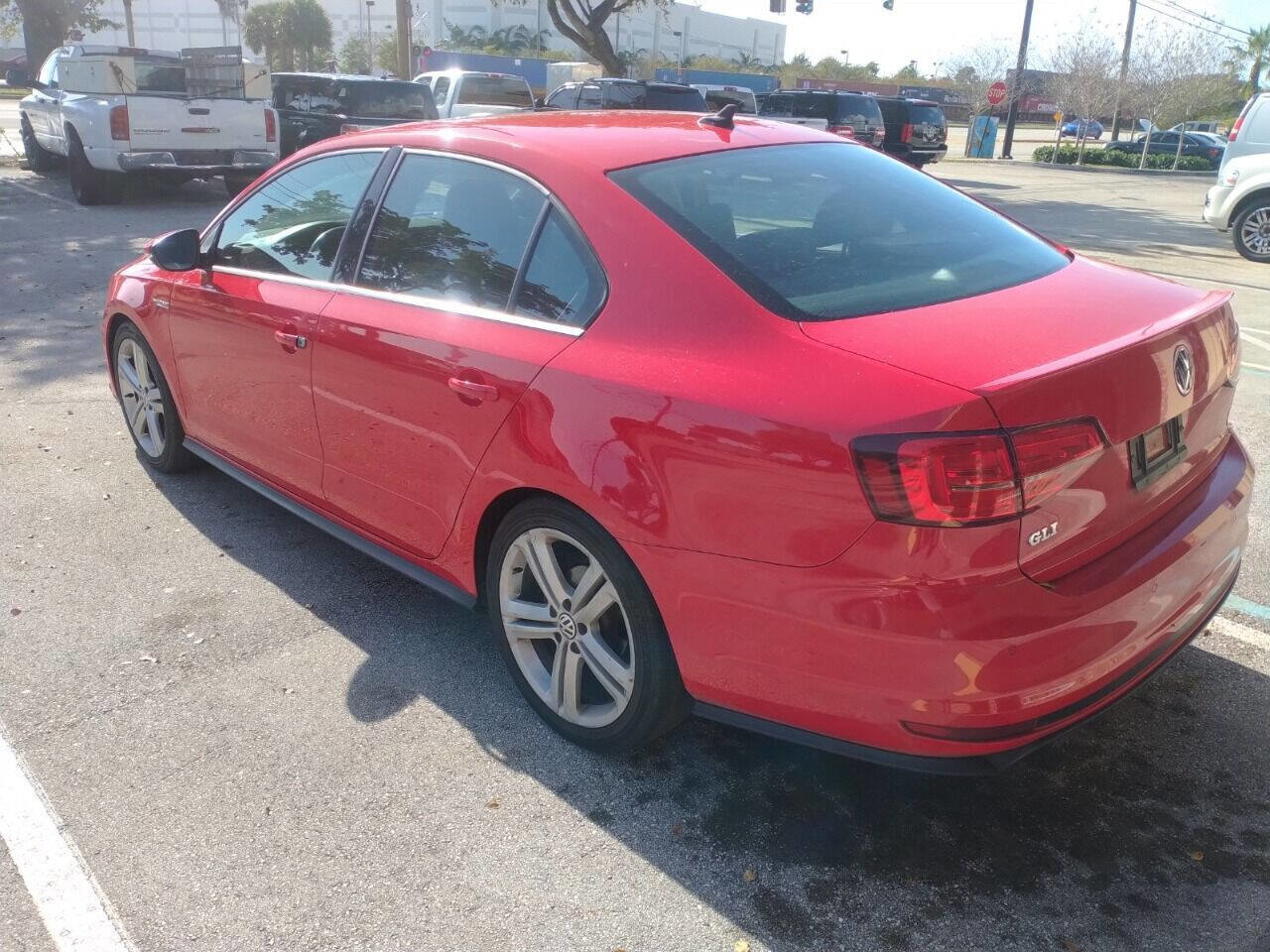 Used 2017 Volkswagen Jetta GLI image 6