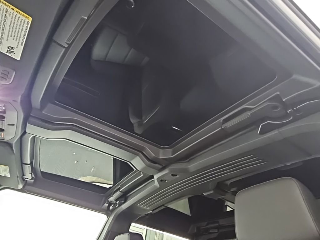 New 2025 GMC Hummer EV 2X w/ Extreme Off-Road Package image 33