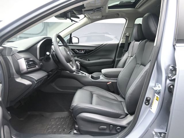 New 2025 Subaru Outback Touring w/ Popular Package #2 AWD/4WD image 18