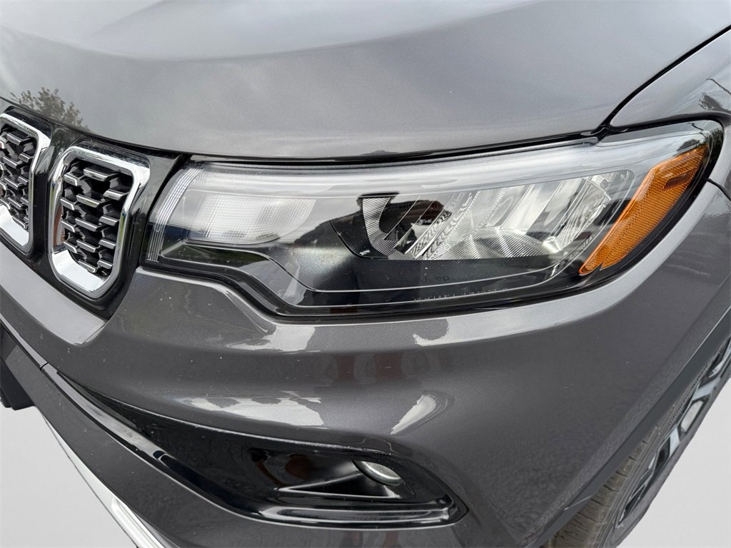 Used 2024 Jeep Compass Limited image 23