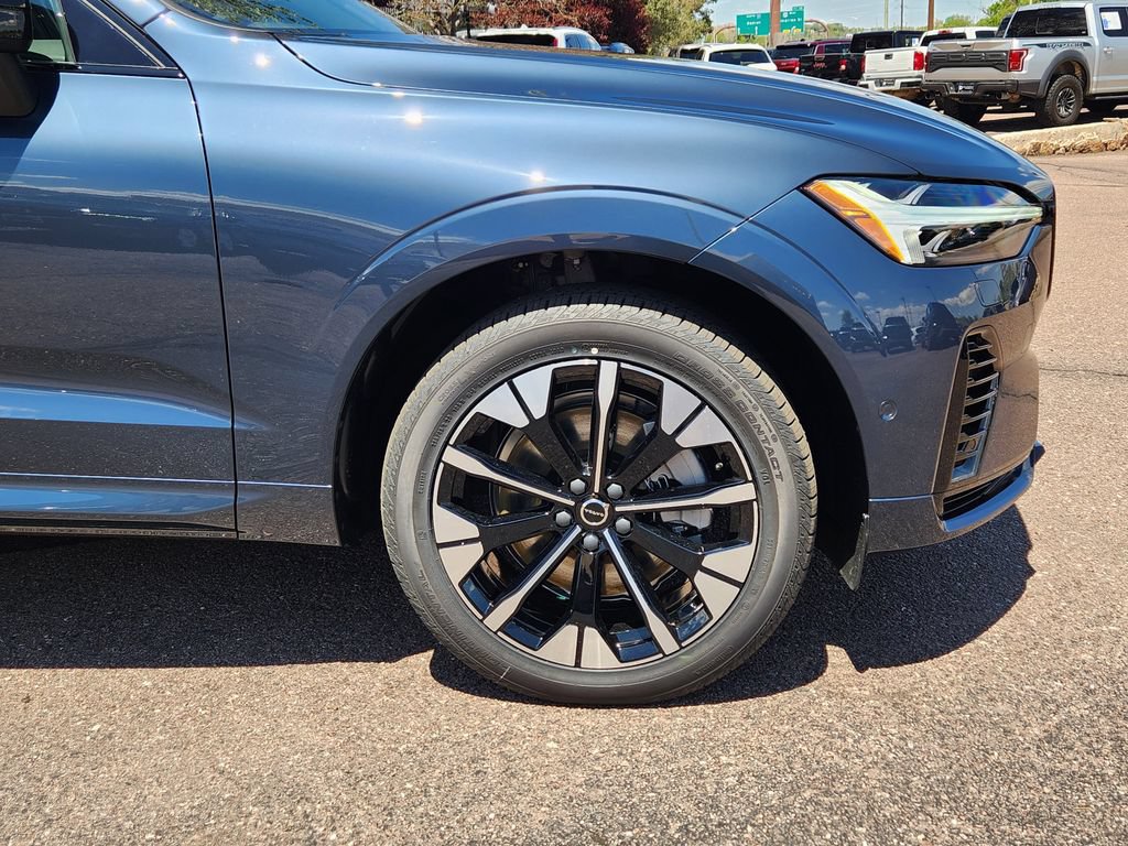New 2026 Volvo XC60 T8 Plus w/ Climate Package AWD/4WD image 29