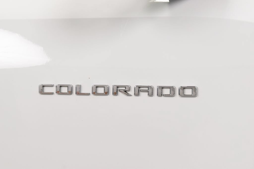 Used 2024 Chevrolet Colorado ZR2 w/ ZR2 Convenience Package III AWD/4WD image 18