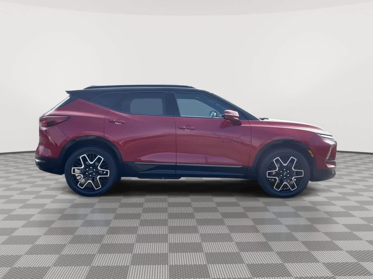 Used 2023 Chevrolet Blazer RS w/ Driver Confidence II Package image 9