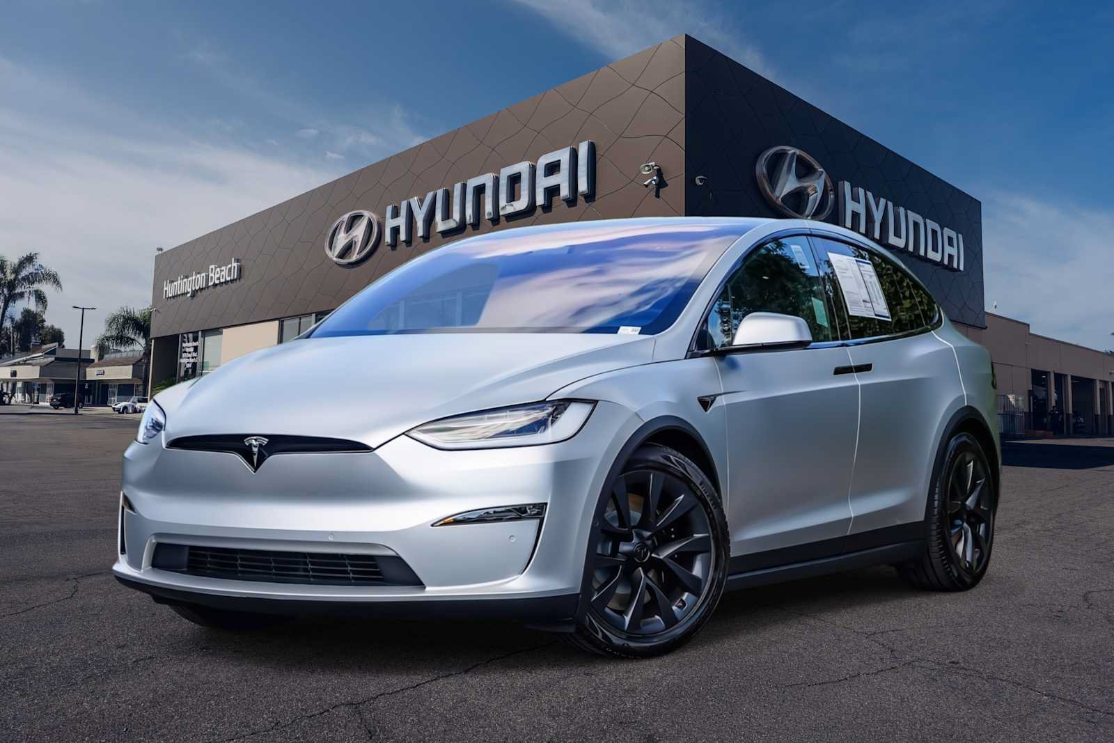 Used 2023 Tesla Model X AWD/4WD image 1