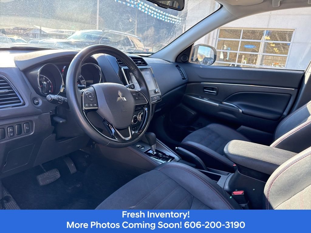Used 2024 Mitsubishi Outlander Sport SE image 11