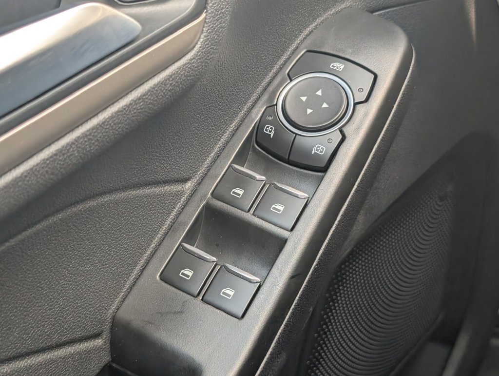 Used 2022 Ford Escape SEL FWD image 26