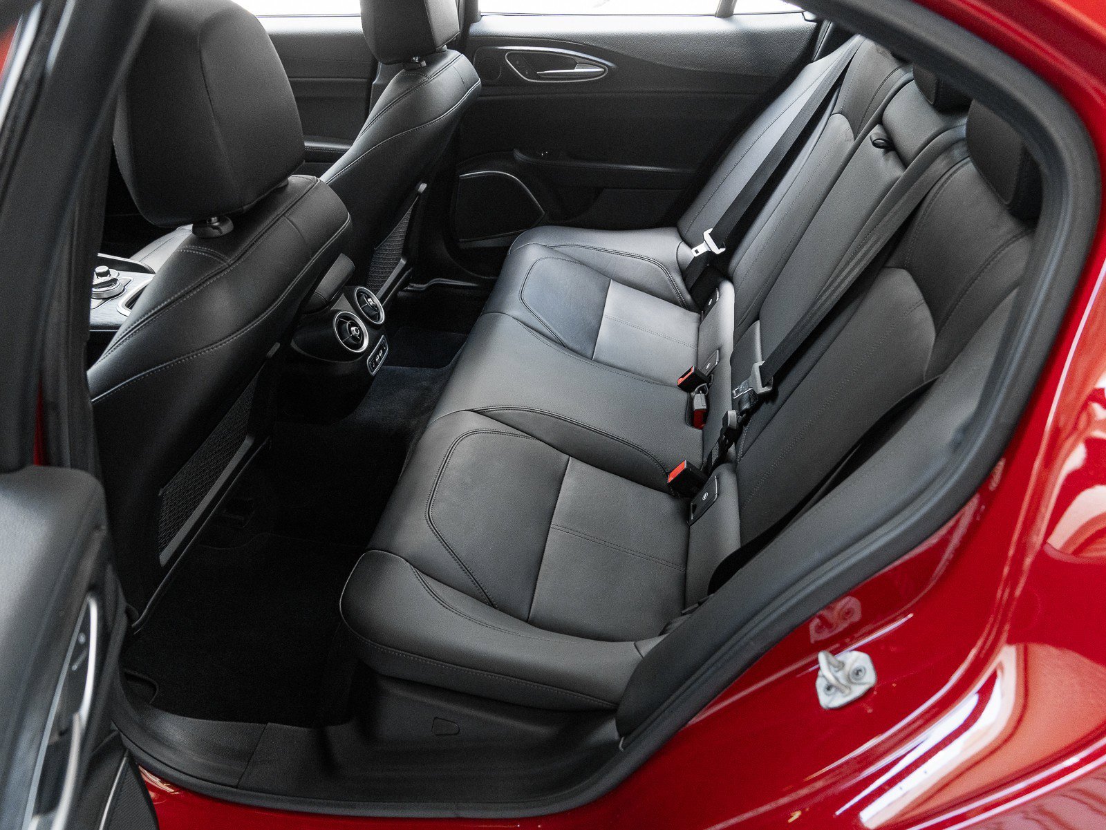 Used 2023 Alfa Romeo Giulia Sprint image 17