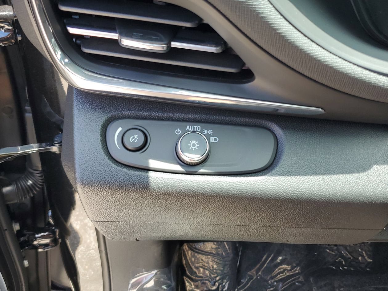 New 2026 Buick Envista Sport Touring w/ Convenience I Package FWD image 29