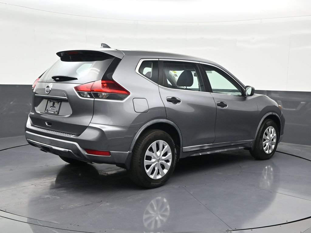 Used 2018 Nissan Rogue S image 5
