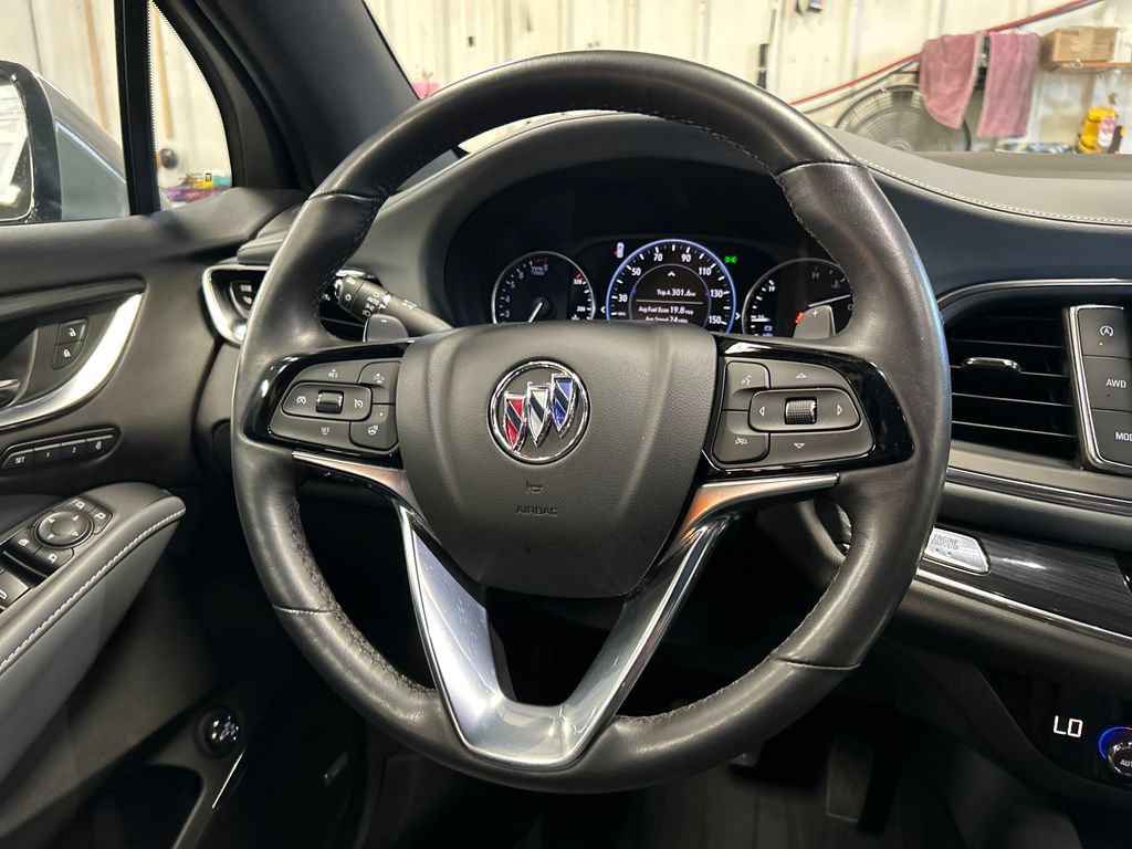 Used 2024 Buick Enclave Premium AWD/4WD image 20