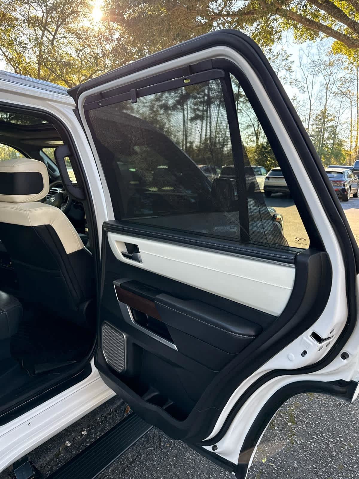 Used 2025 Toyota Sequoia Capstone image 17