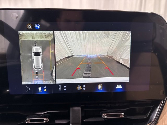 New 2026 Chevrolet Equinox ACTIV w/ Safety and Technology Package image 23