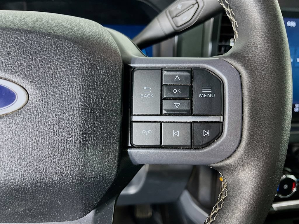 Used 2025 Ford F450 Lariat w/ Lariat Ultimate Package AWD/4WD image 17
