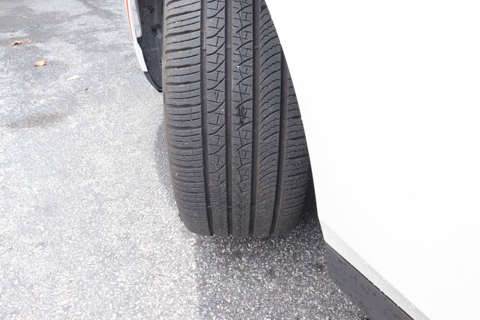 Used 2026 BMW 530i RWD image 38