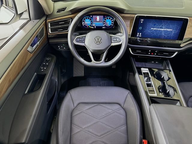 Used 2025 Volkswagen Atlas SE FWD image 20