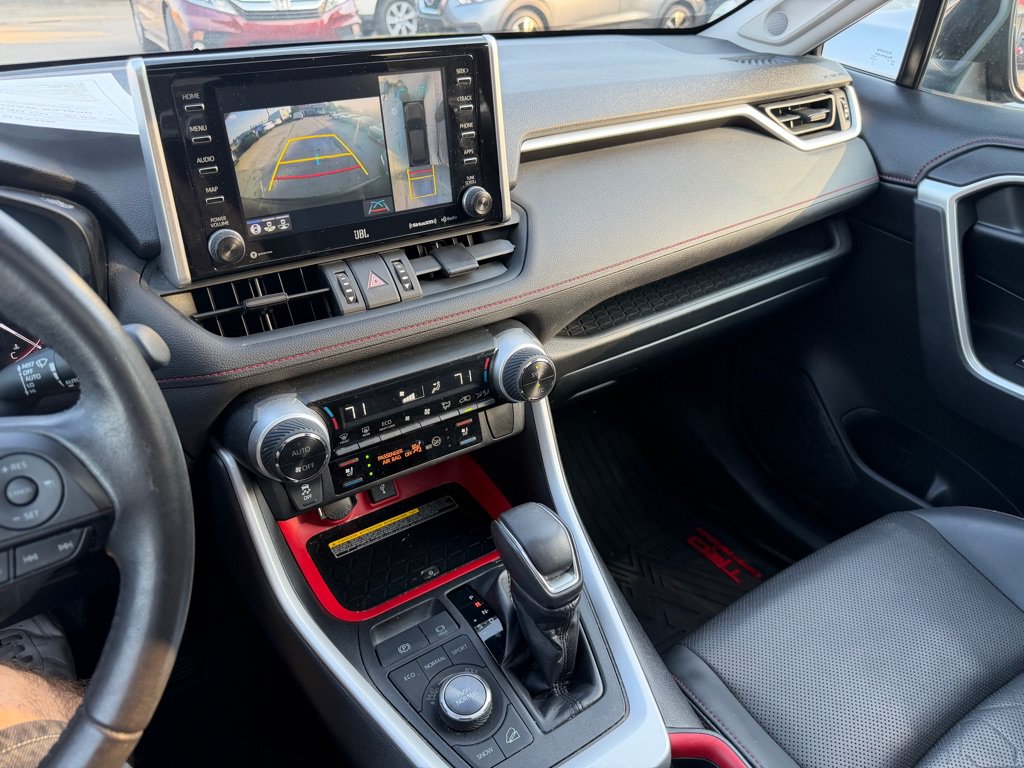 Used 2020 Toyota RAV4 TRD Off-Road AWD/4WD image 15