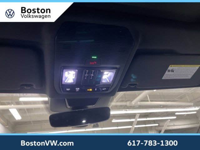 New 2026 Volkswagen Tiguan SE R-Line image 23