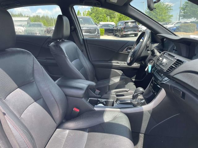 Used 2017 Honda Accord Sport Special Edition image 14