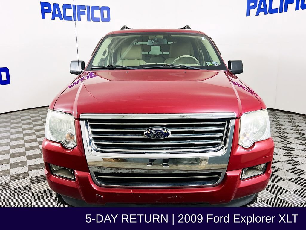 Used 2009 Ford Explorer XLT AWD/4WD image 2