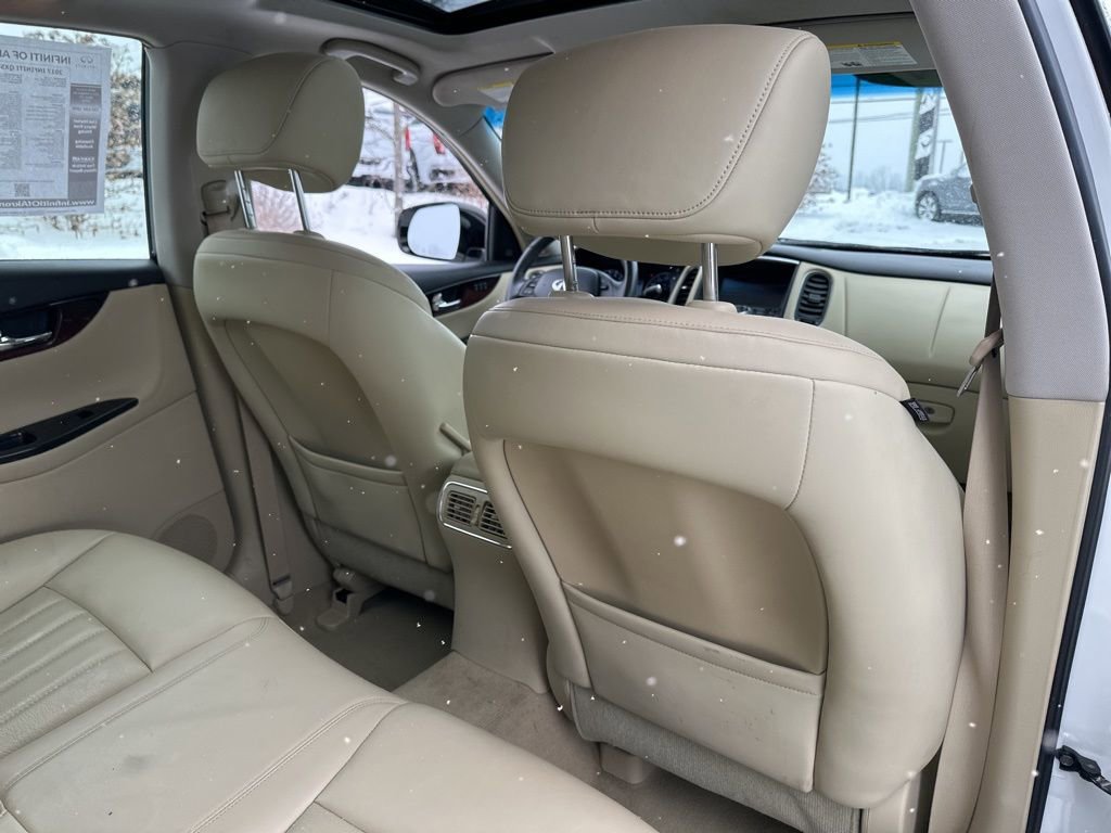 Used 2017 INFINITI QX50 AWD w/ Premium Plus Package image 29