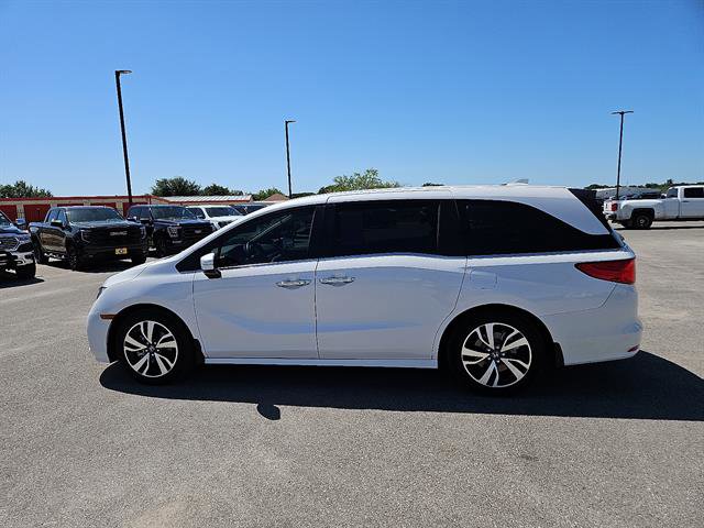 Used 2024 Honda Odyssey Touring image 2
