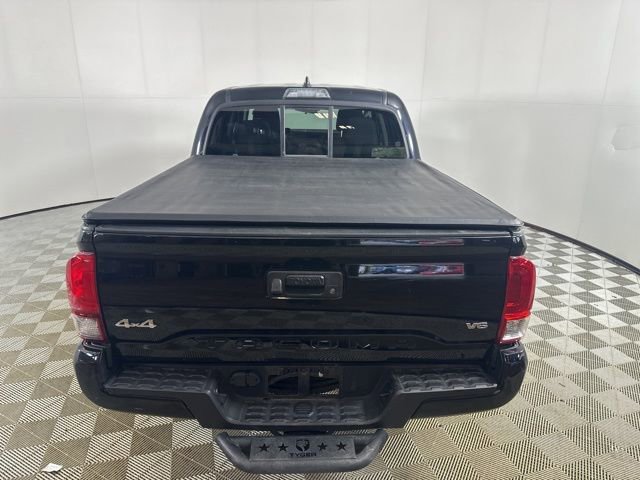 Used 2020 Toyota Tacoma SR AWD/4WD image 10