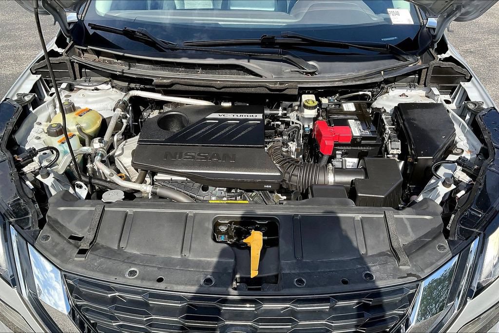Used 2023 Nissan Rogue SV FWD image 33