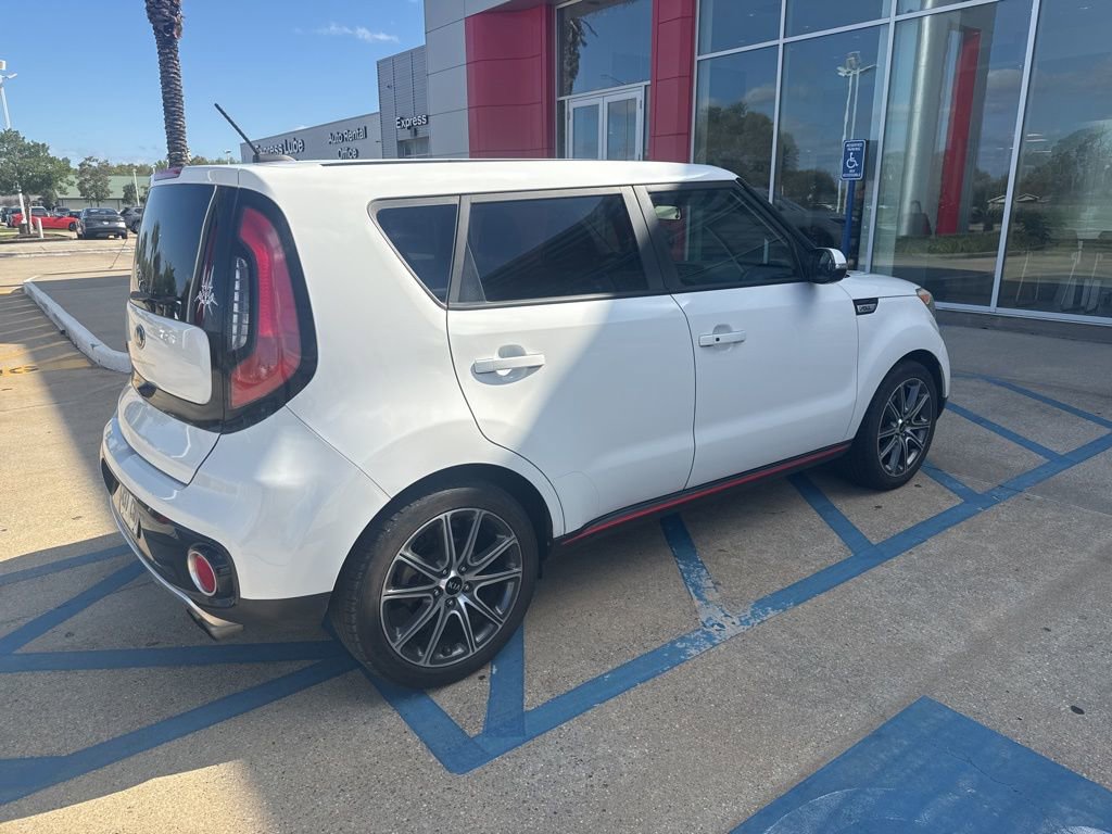 Used 2018 Kia Soul ! image 8