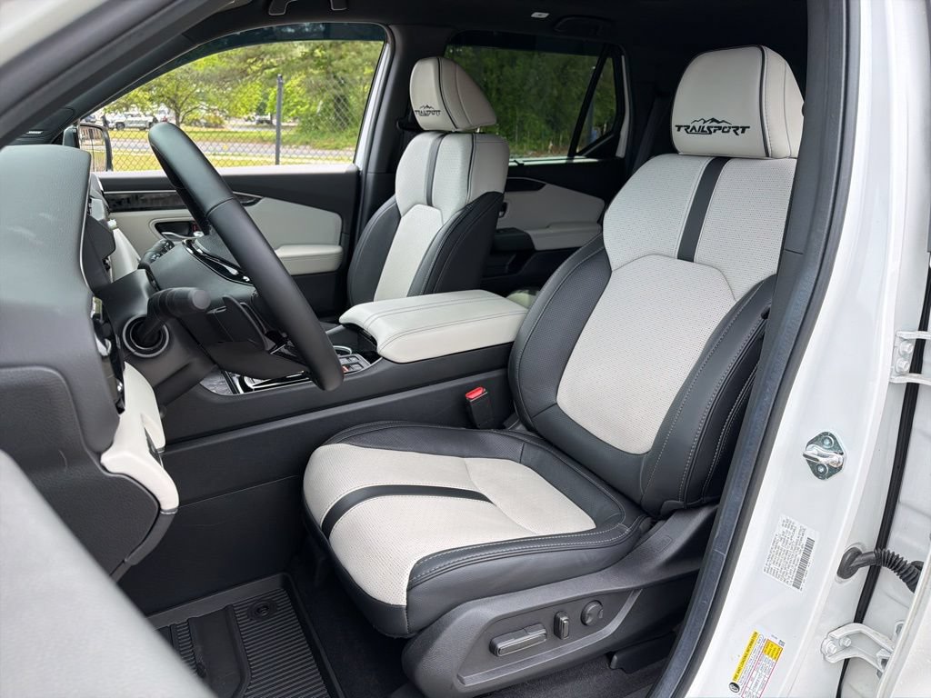 Certified 2026 Honda Passport TrailSport Elite image 21