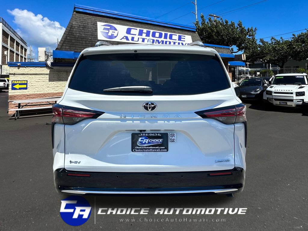 Used 2026 Toyota Sienna Limited FWD image 6